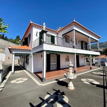 Classic Tranquil Madeiran 4-Bedroom Villa Funchal Экстерьер фото