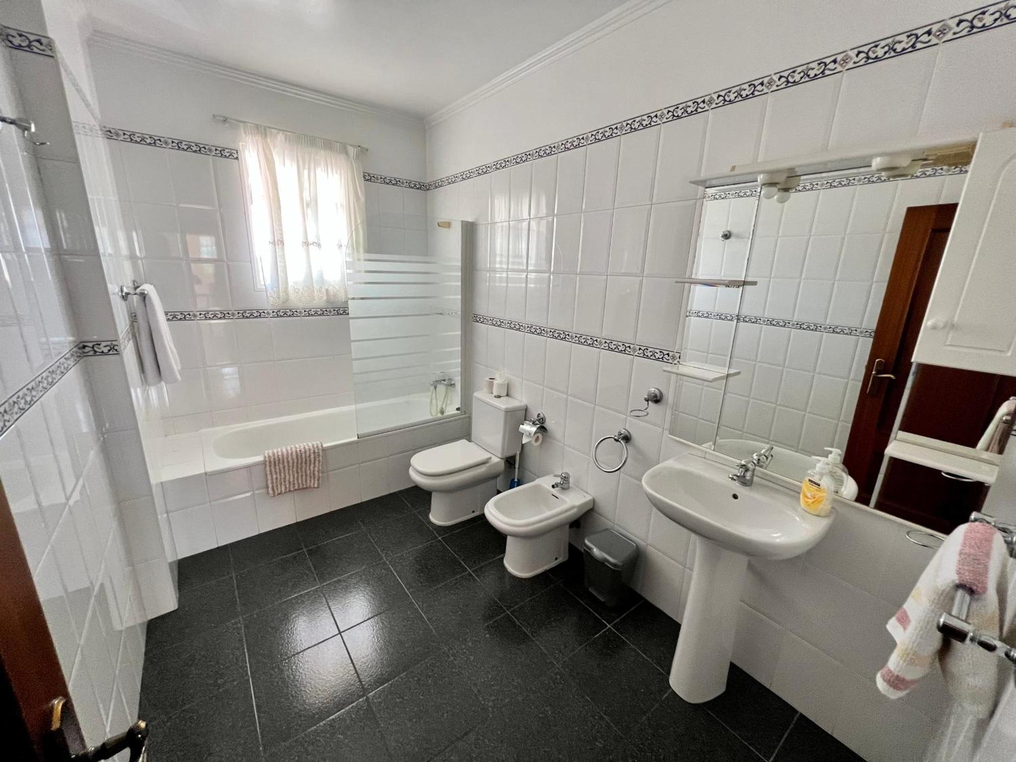 Classic Tranquil Madeiran 4-Bedroom Villa Funchal Экстерьер фото