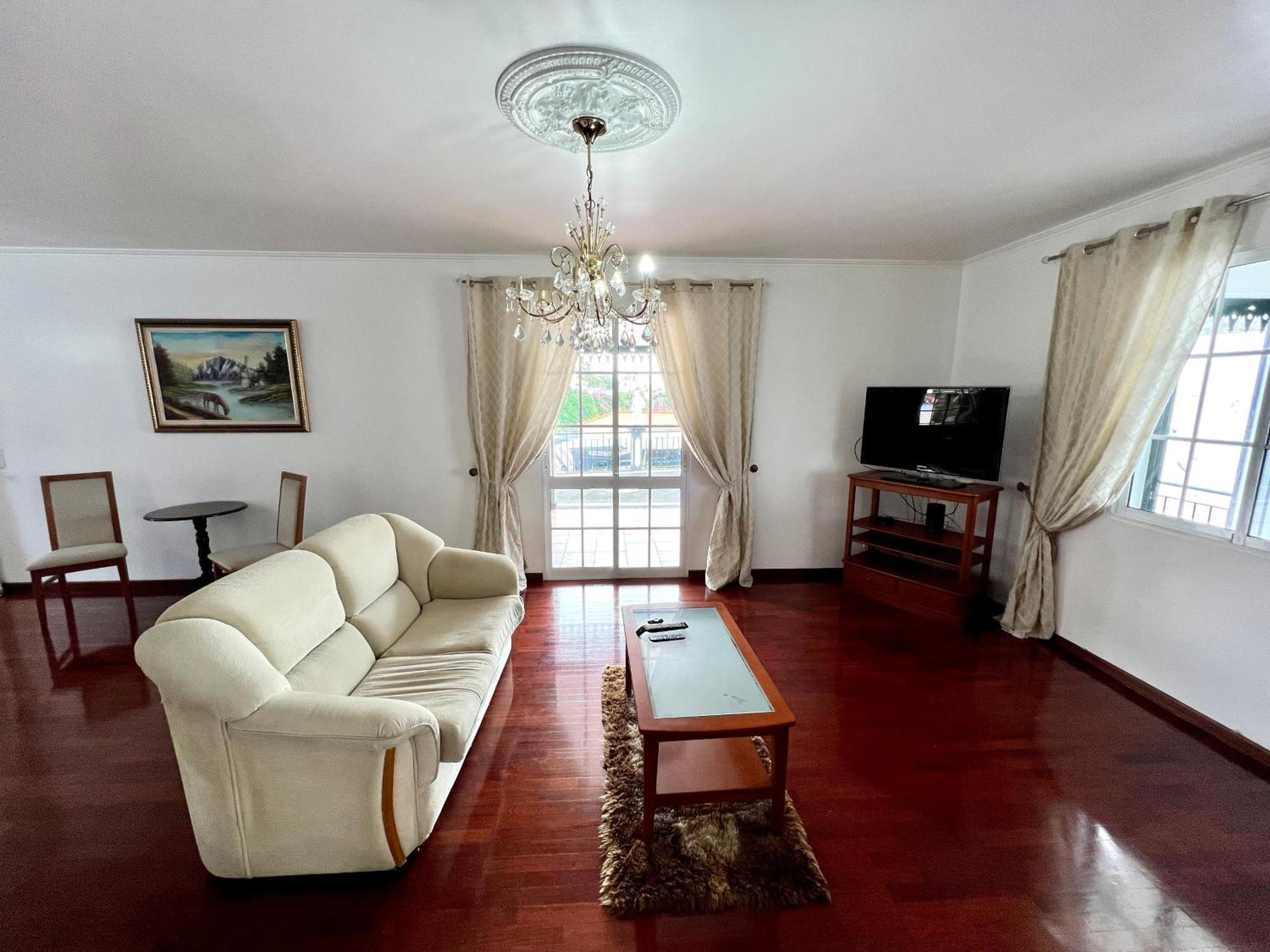Classic Tranquil Madeiran 4-Bedroom Villa Funchal Экстерьер фото